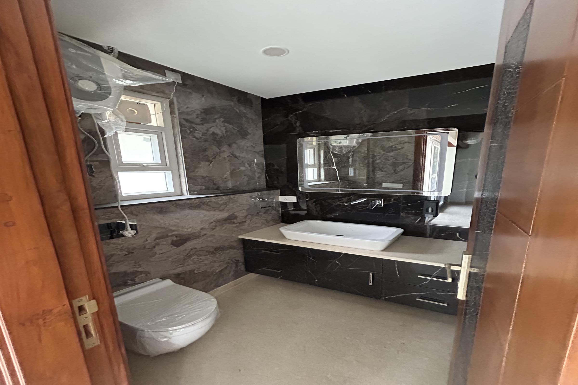 property pictures: 3