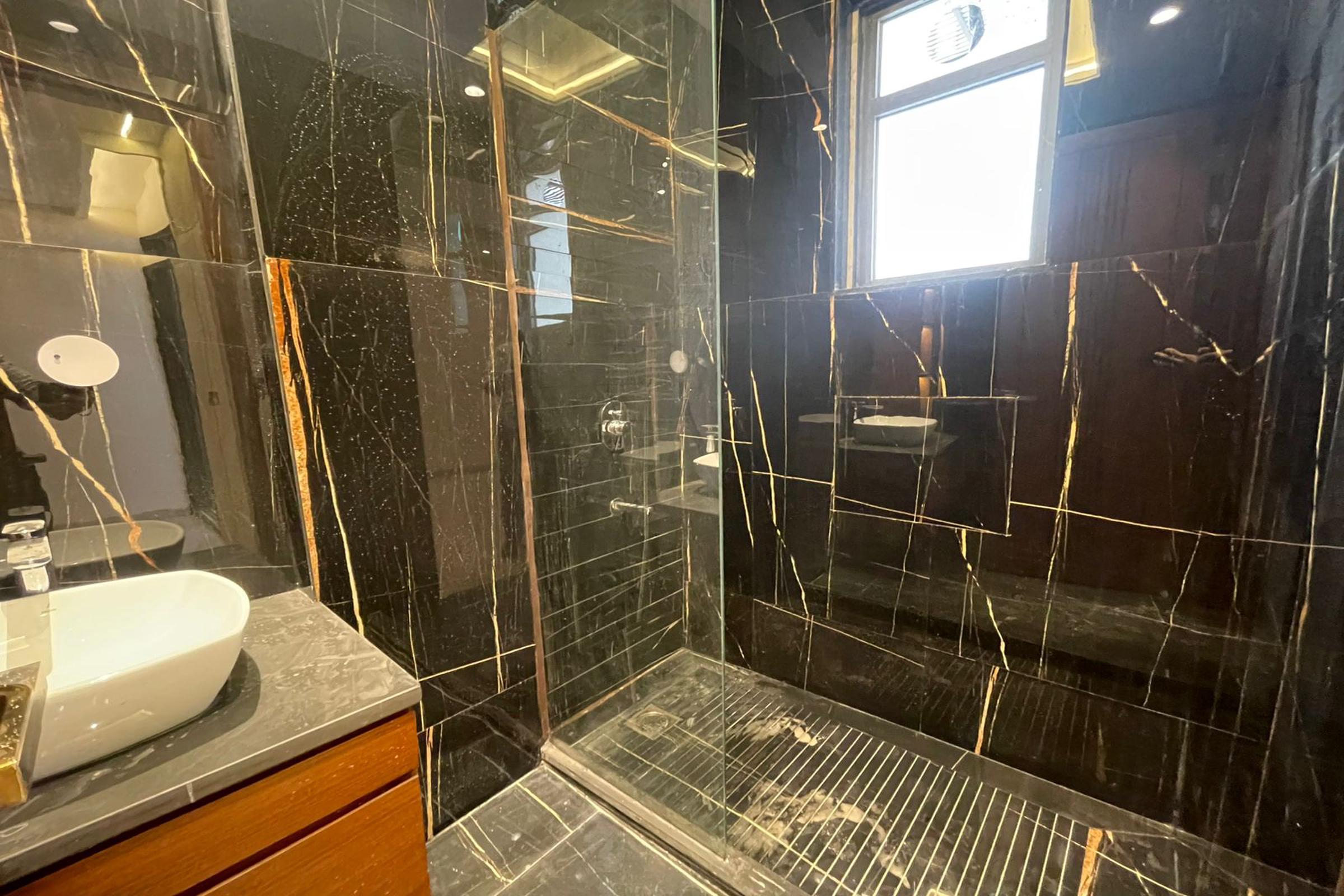 property pictures: 4
