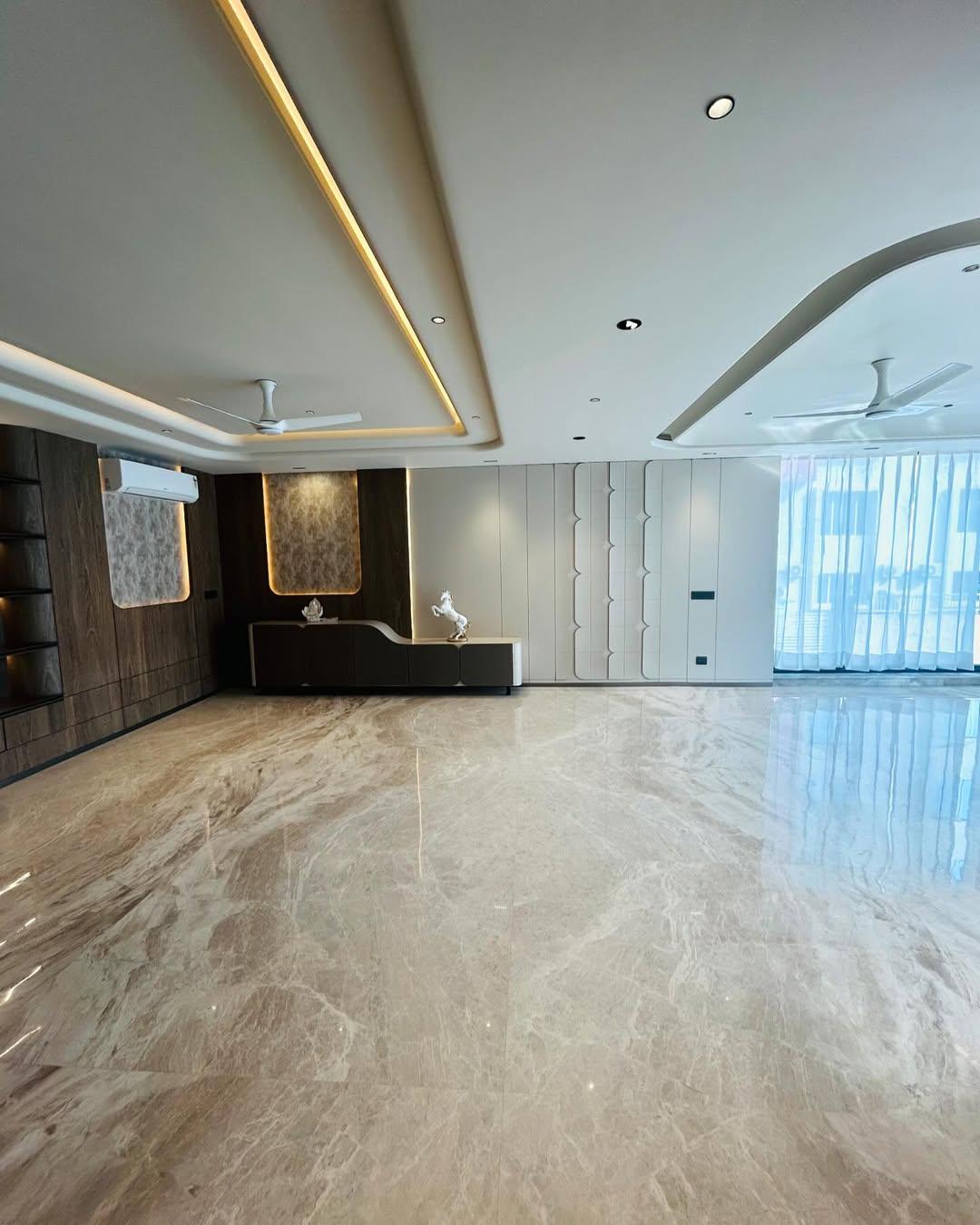 property pictures: 3