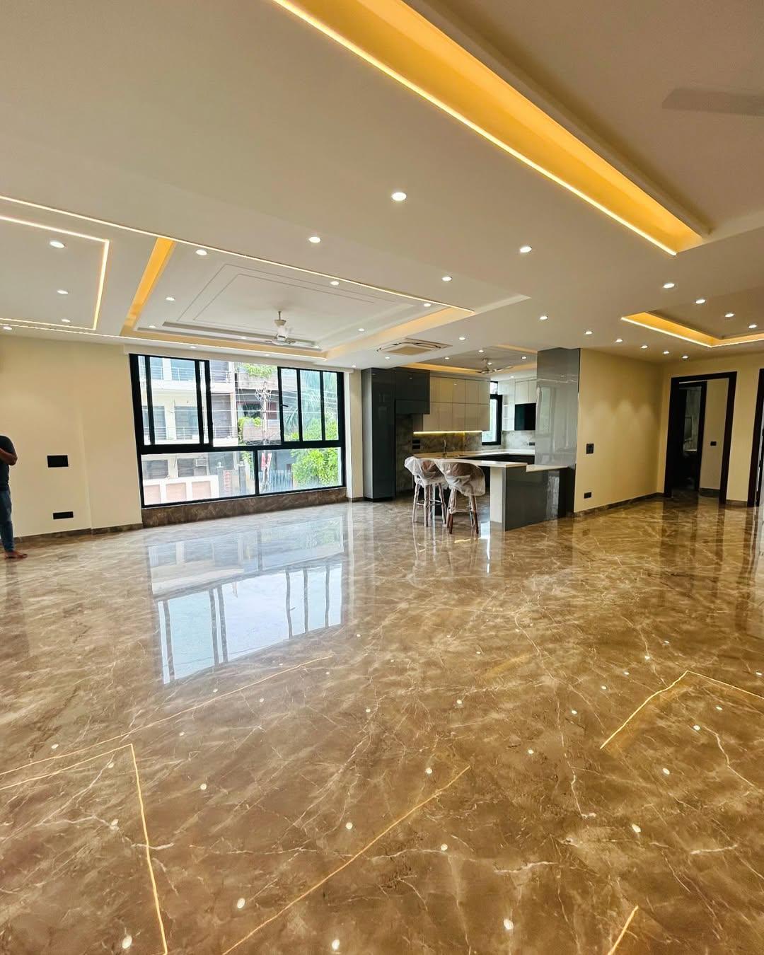 property pictures: 3